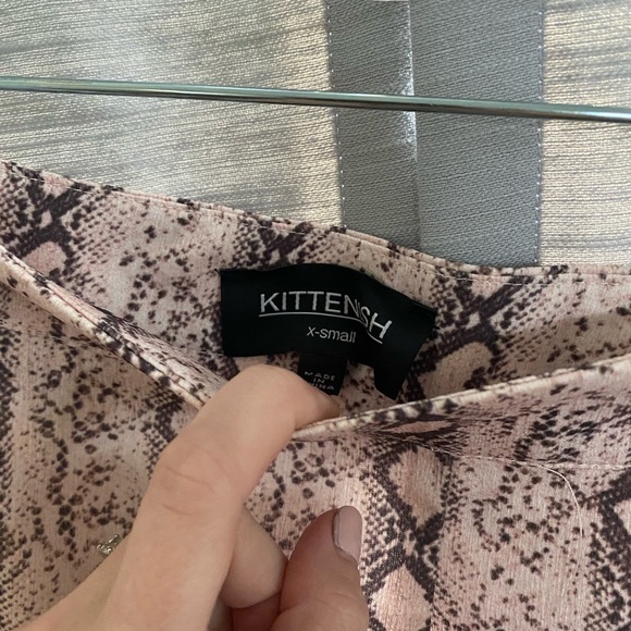 Kittenish Snakeskin Skirt - Picture 6 of 6